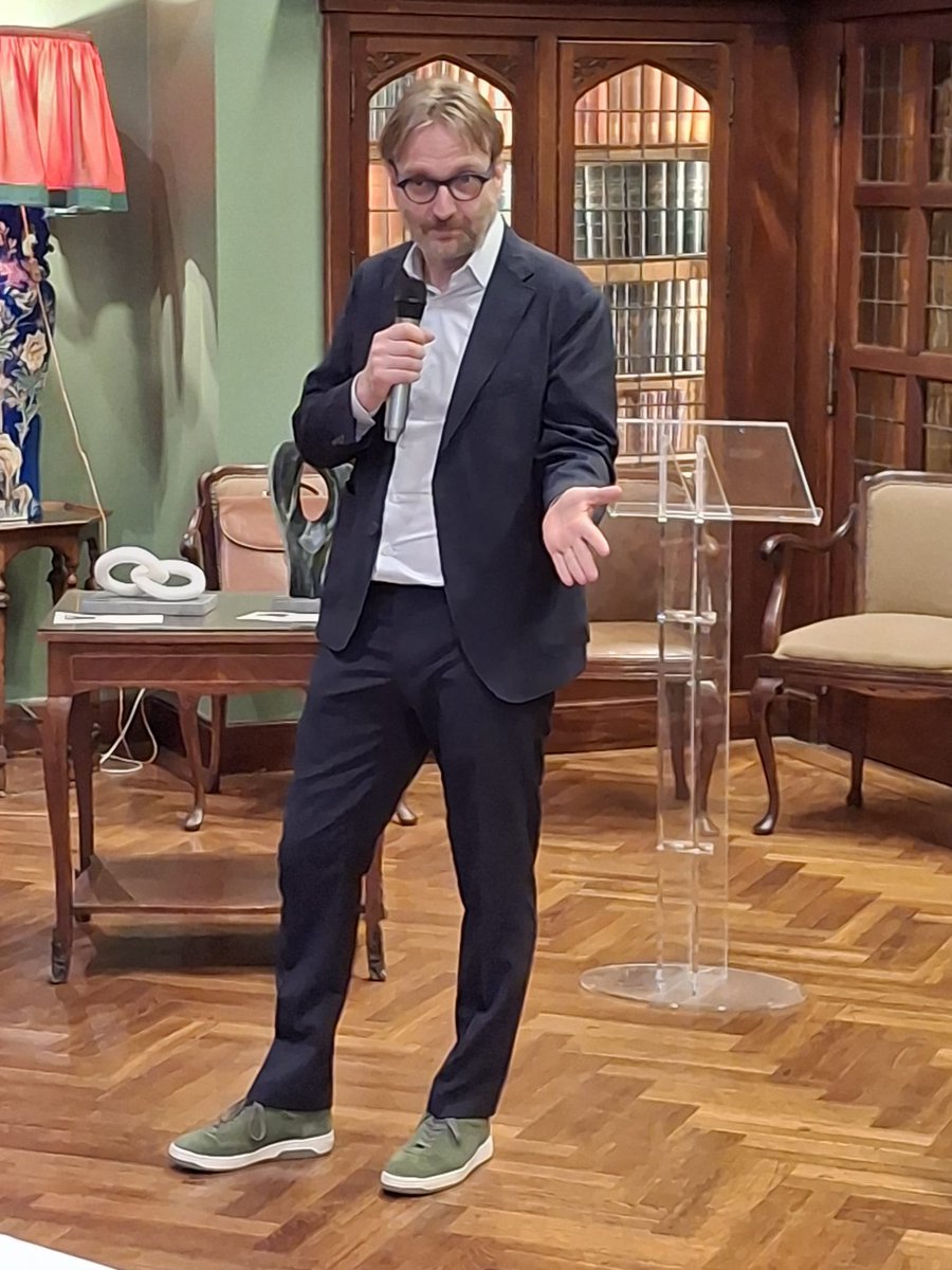 Tony Van de Calseyde tweet media