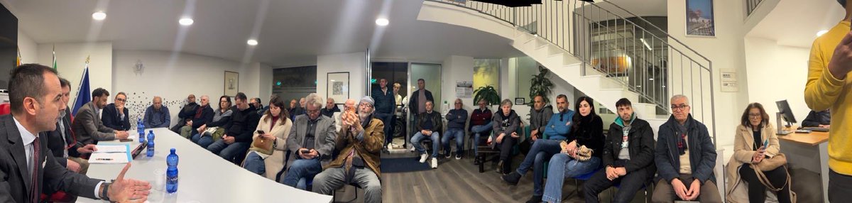 fleinaudi's tweet photo. Anche nella bellissima #CapodOrlando #SìSepara!
con @avvbenedetto e @andreapruitic
PS: domani si replica a #Catania https://t.co/HLYN94cVmA
