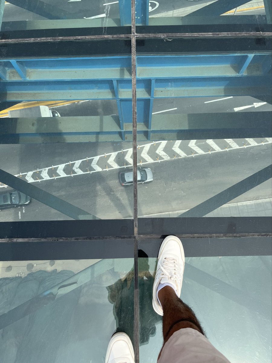 Cesar Flores tweet media