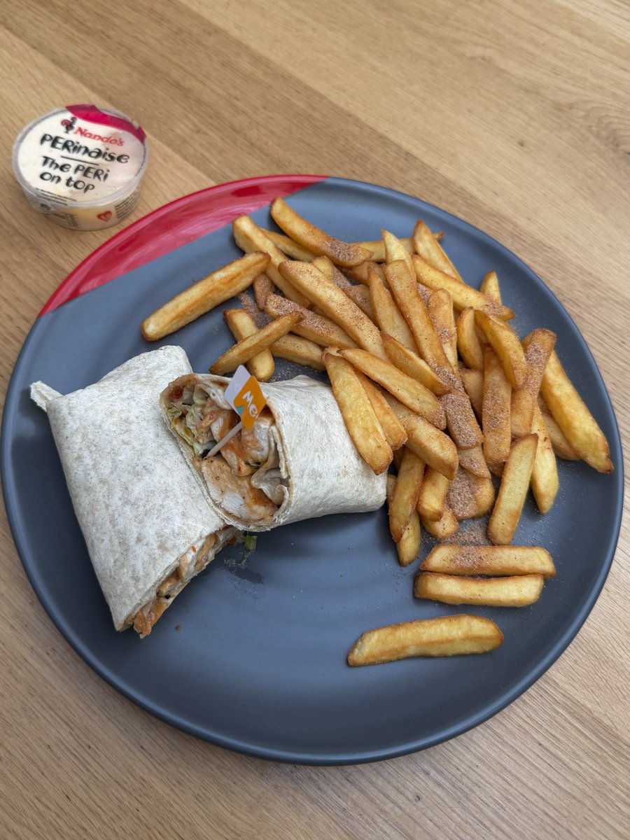 rly cool girl tweet media