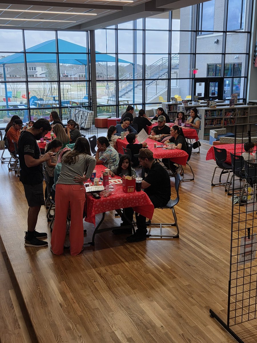 April Zapata tweet media