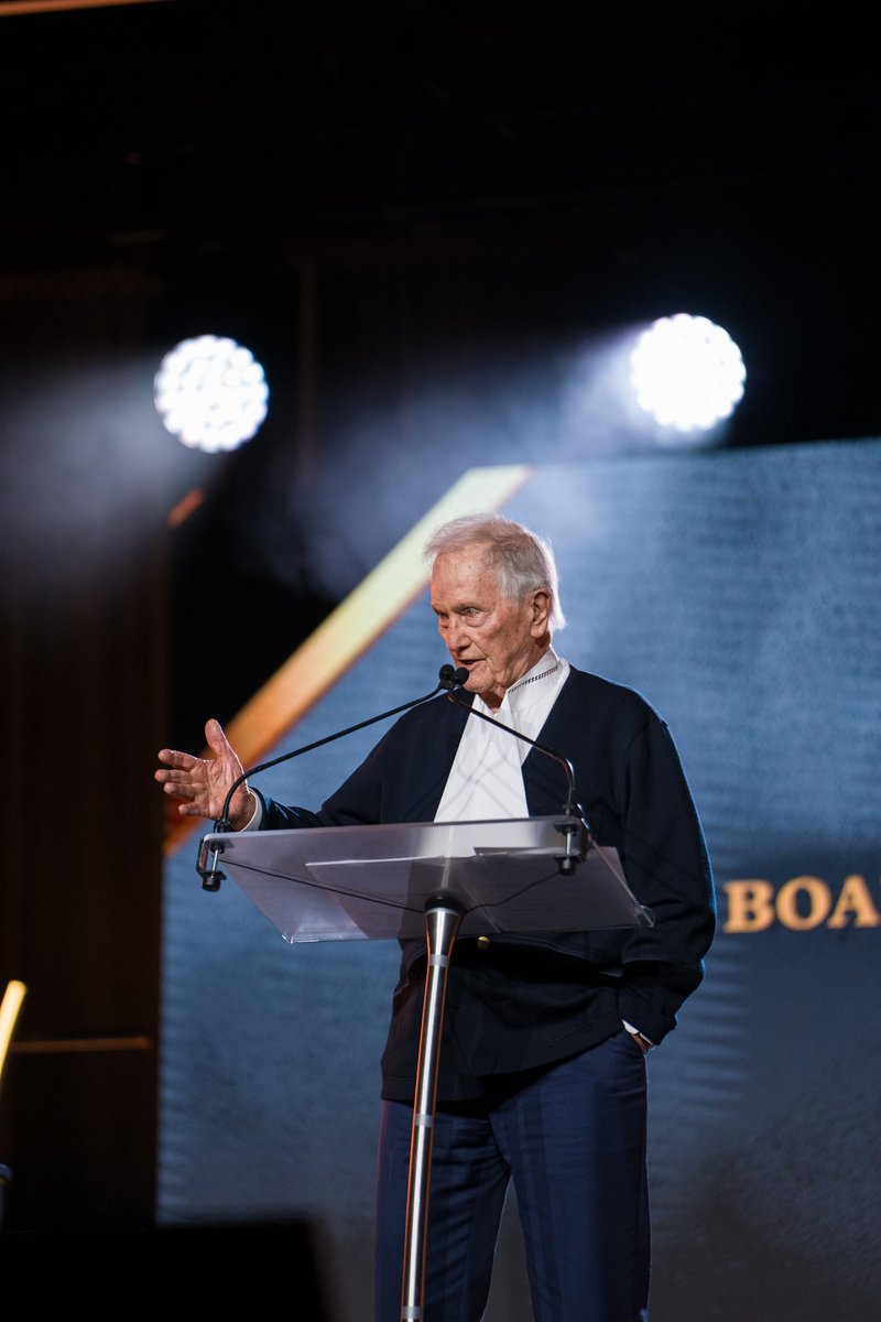 ThePatBoone tweet media