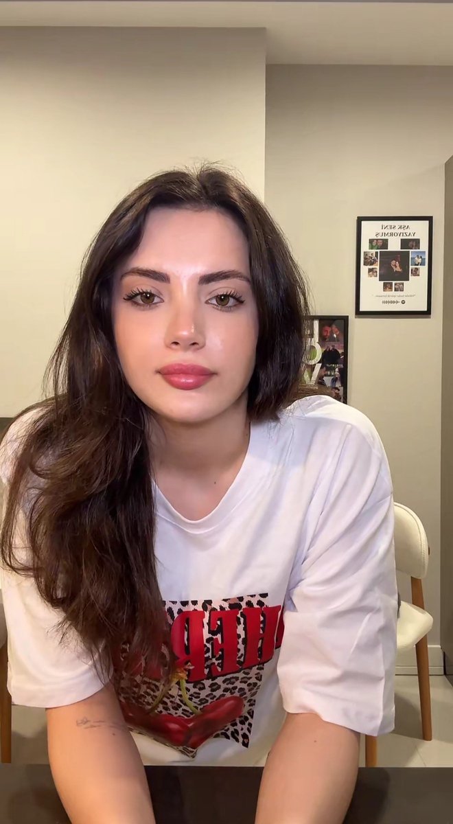 Sblbzdgan's tweet image. Çok güzelsin çokk❤️🍒🧿 #elsed