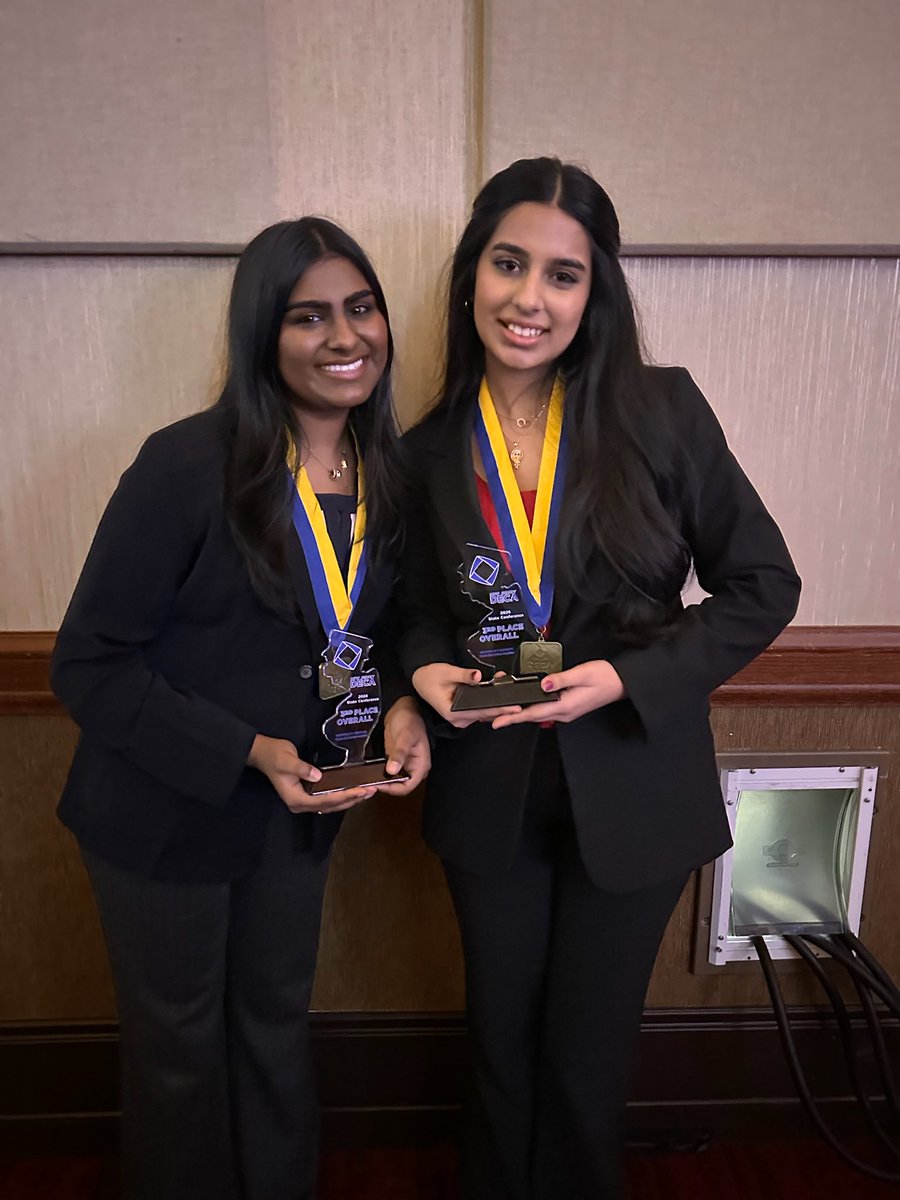 Lawrence HS DECA tweet media