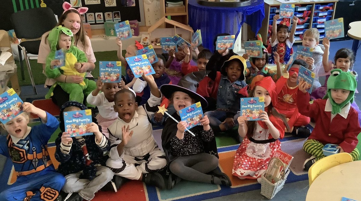RoebuckSchool's tweet image. We celebrated World Book Day in style! Lots of children dressed up as their favourite book characters, we listened to lots of stories, wrote our own and watched our teachers read from Roald Dahl books! 📚 #welovereading #WBD26 #nationalyearofreading #WorldBookDay