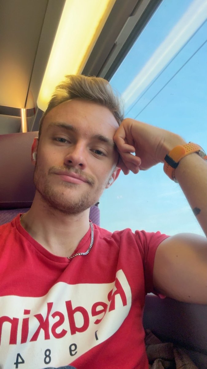 The Tortured Simon’s Place 🤍 tweet media