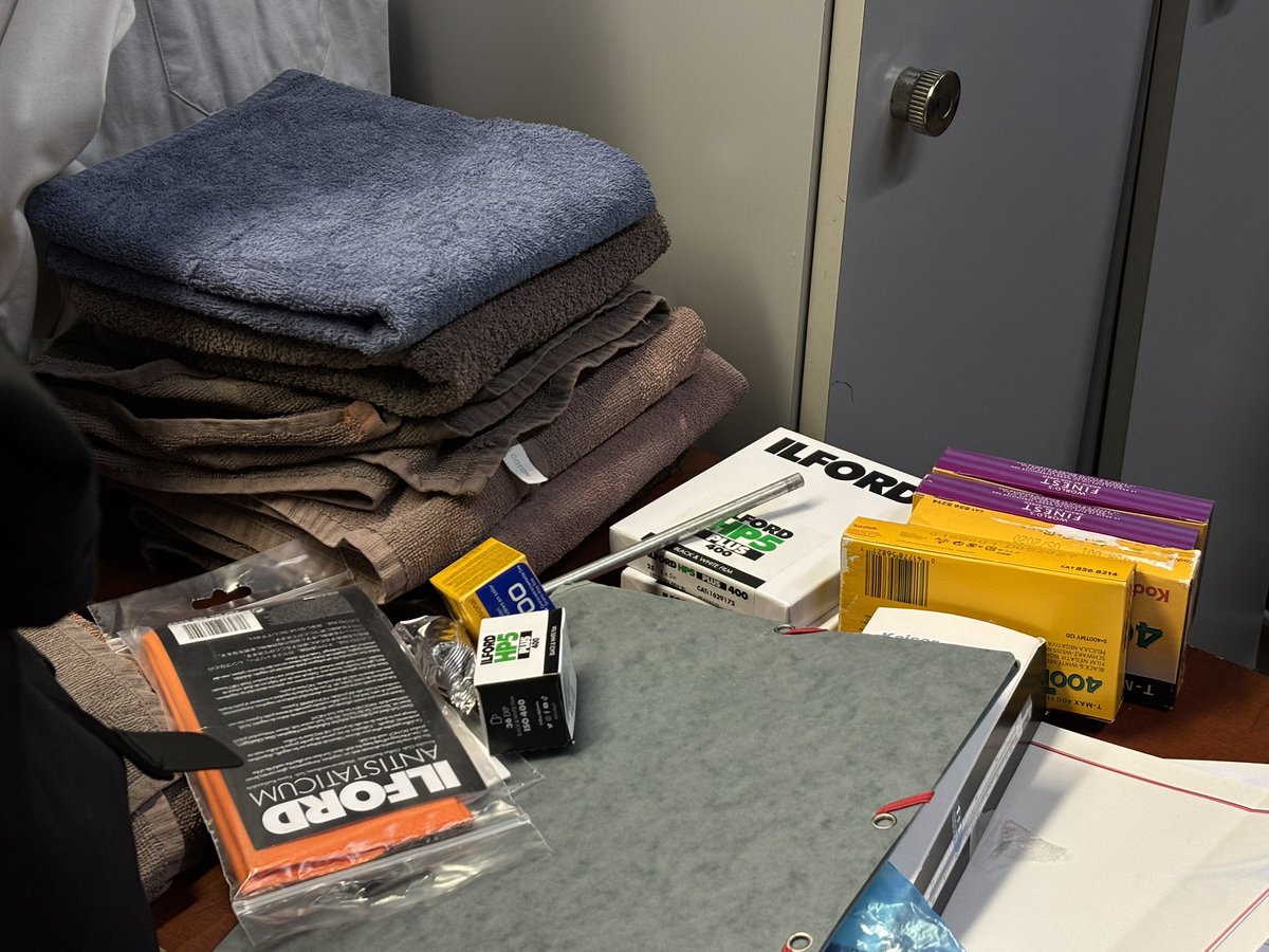 angelspulseee's tweet image. #oldschool #fml