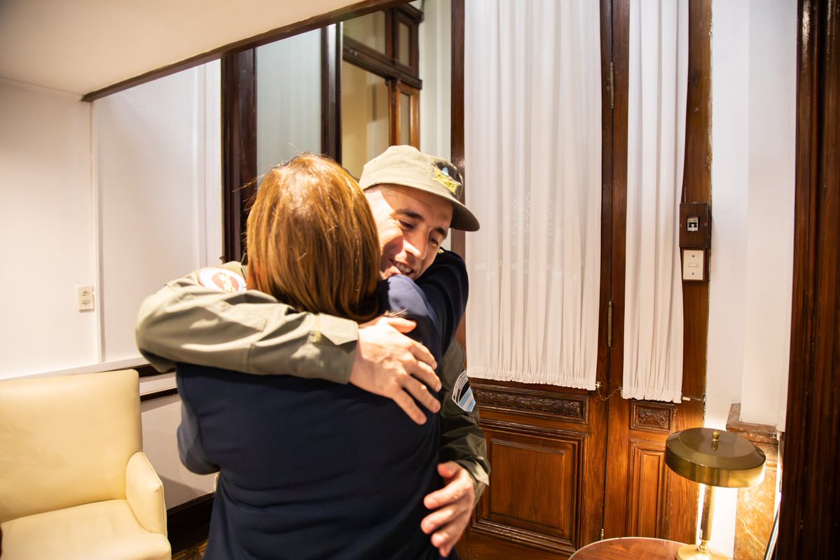 La emoción de tenerte de nuevo en casa, Nahuel.