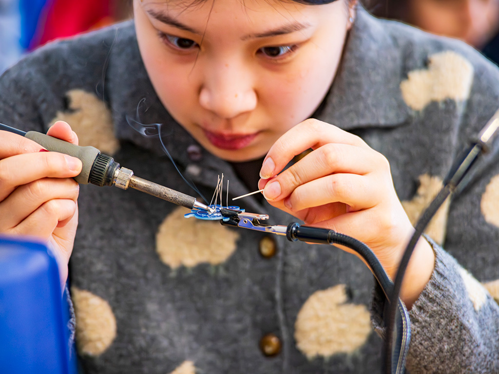 Tufts University tweet media