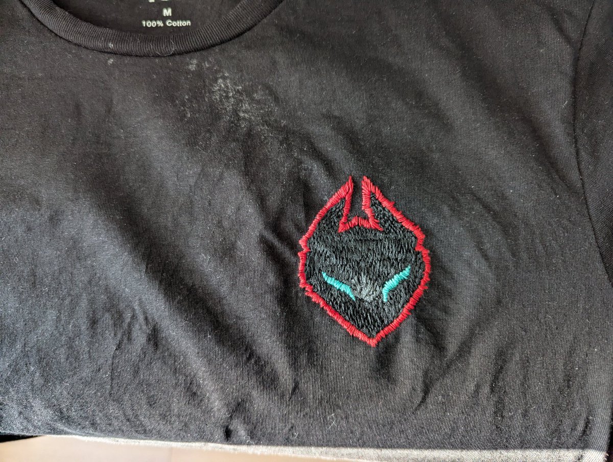 aweruin's tweet photo. #zentreart Zen logo embroidery that I as a complete newbie made as an gift, very rough but at least I finished the impulsive project. Photo before washing properly 😅 https://t.co/pow0PvAmPi