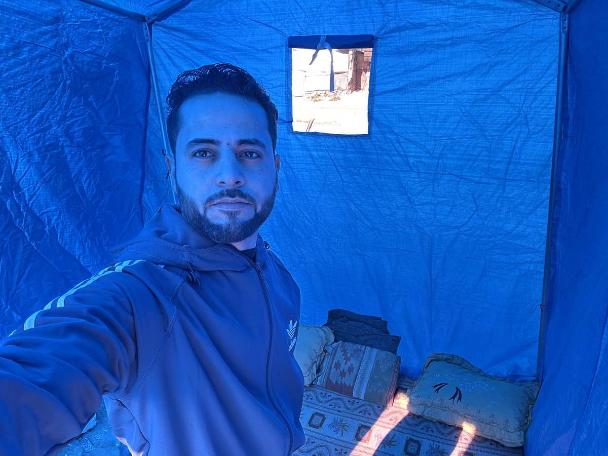 Radwan05491813's tweet photo. Behind every tent is a story… and behind every story is a heart waiting for hope.

Don't hesitate to offer support; giving is life.🥹🙏🏻

https://t.co/bT48Opn6SL

https://t.co/L0hE2nZZra https://t.co/XxCojIWQID