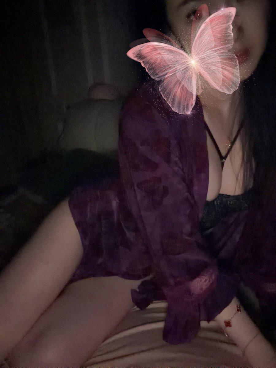 Alex&CoCo tweet media