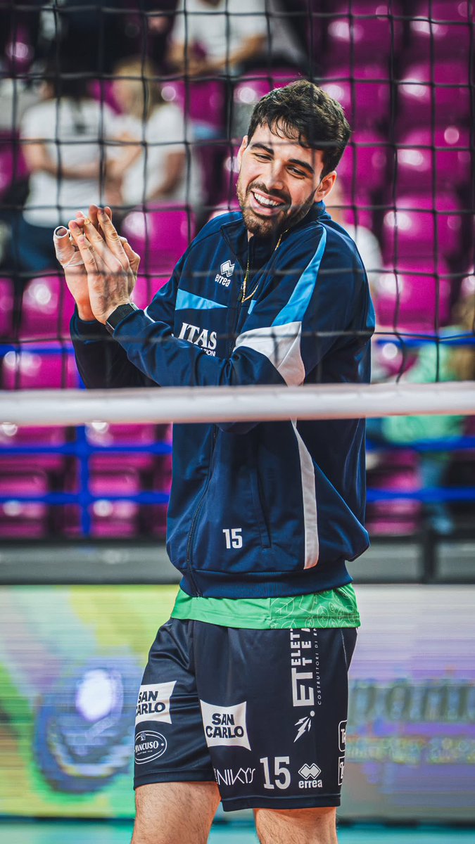 dani_archived's tweet photo. 😆
📷 ysr_images https://t.co/5AfXLuU9NP