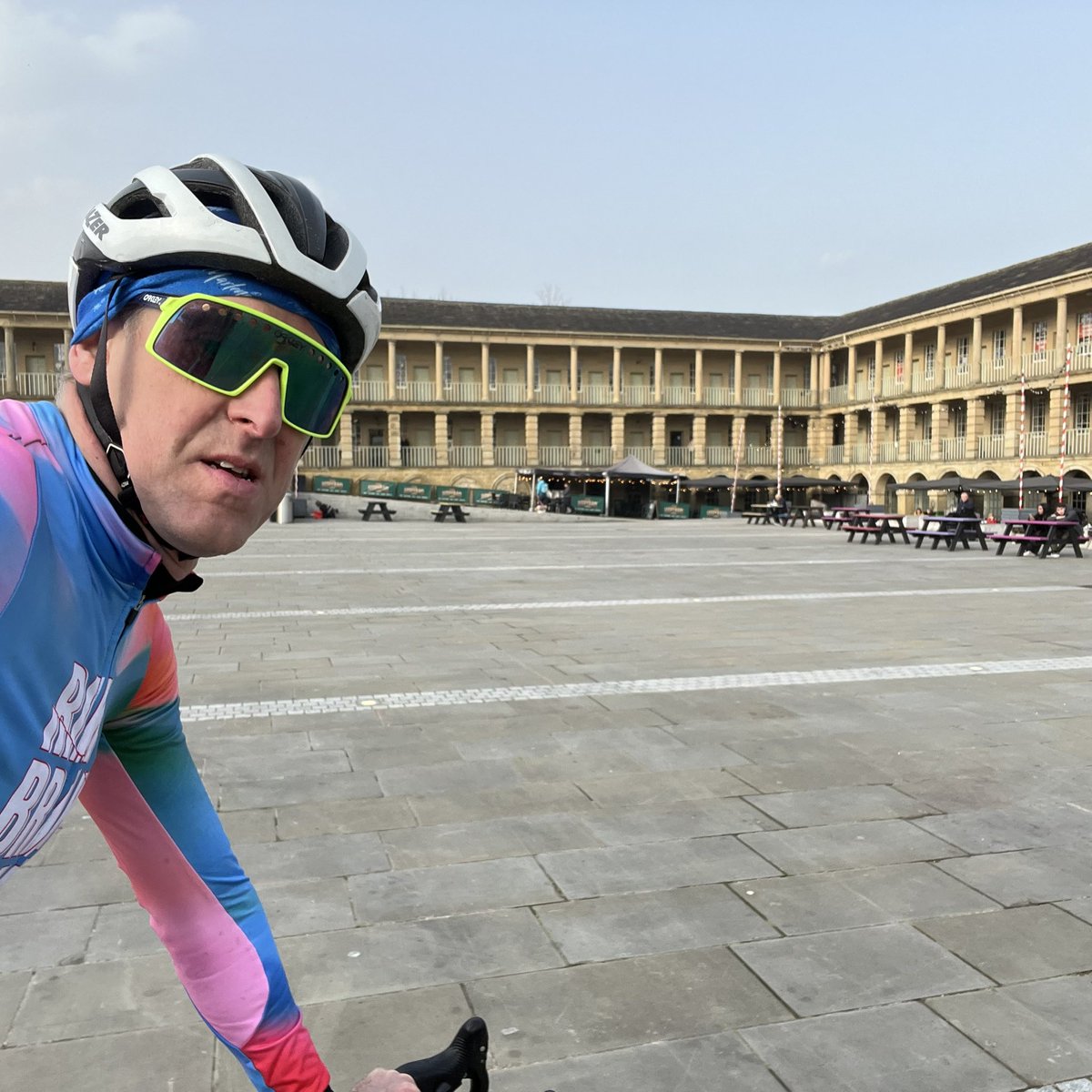 Simon Warren tweet media