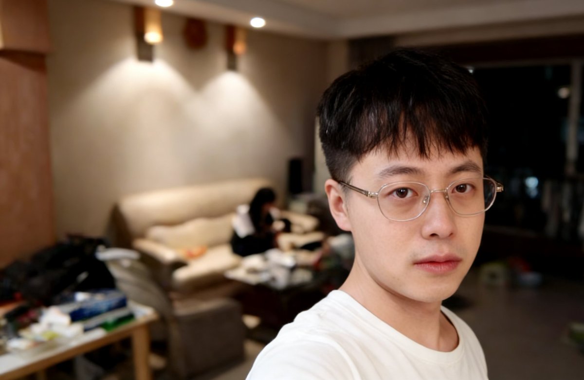 成都性瘾精牛 小蓝 i可尔必思 tweet media