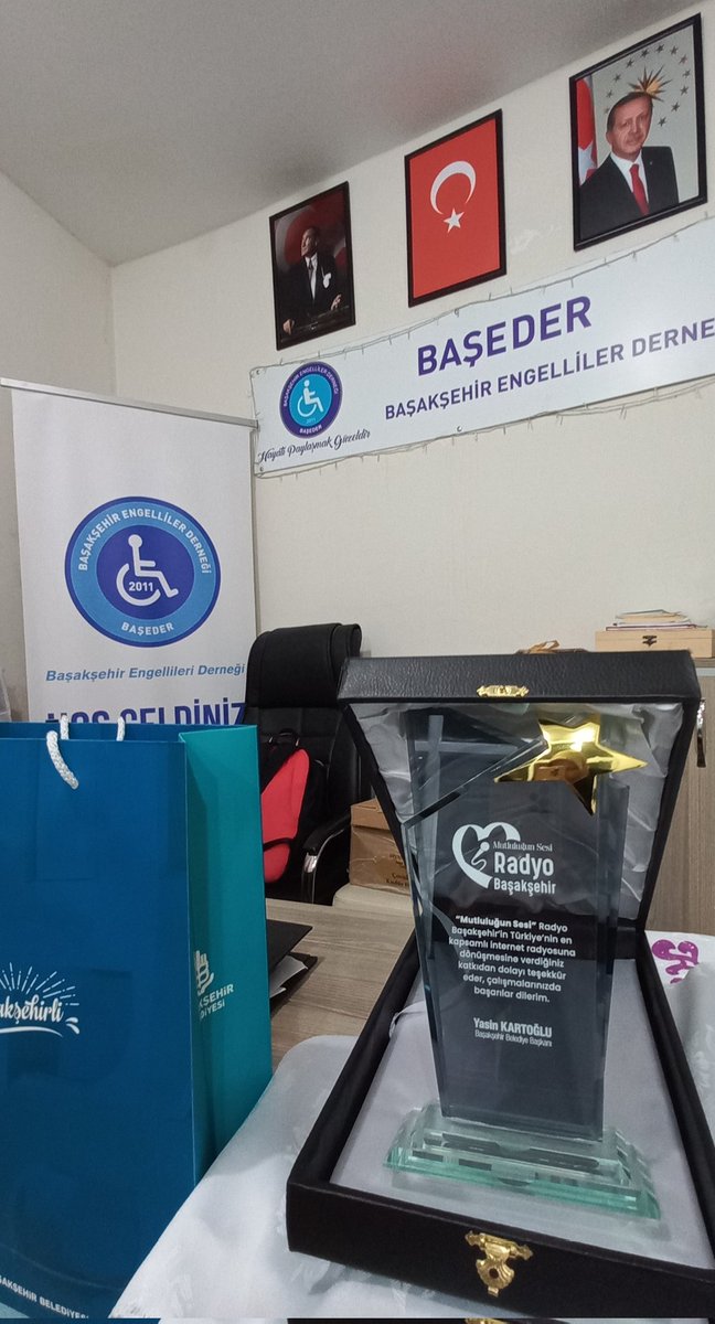 BASEDER_'s tweet photo. Radyo Başakşehir de özel Ramazan canlı yayınımızı gerçekleştirdik. https://t.co/oDhsx1xCd5