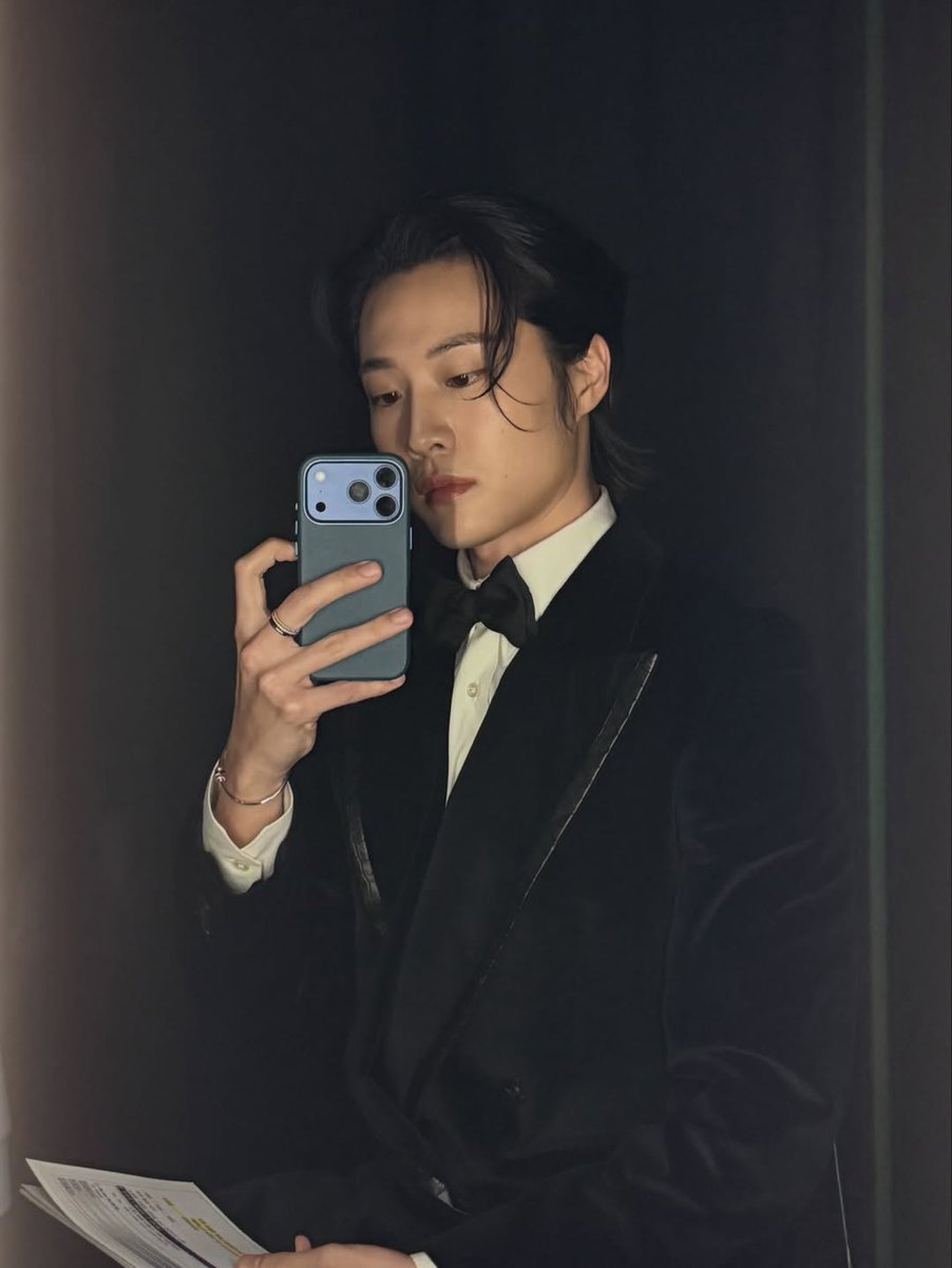 Jongwon. tweet media