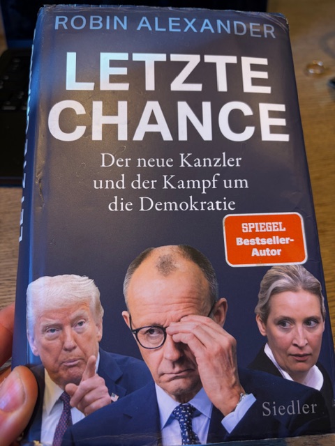 Robin Alexander tweet media