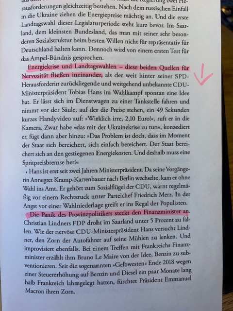 Robin Alexander tweet media