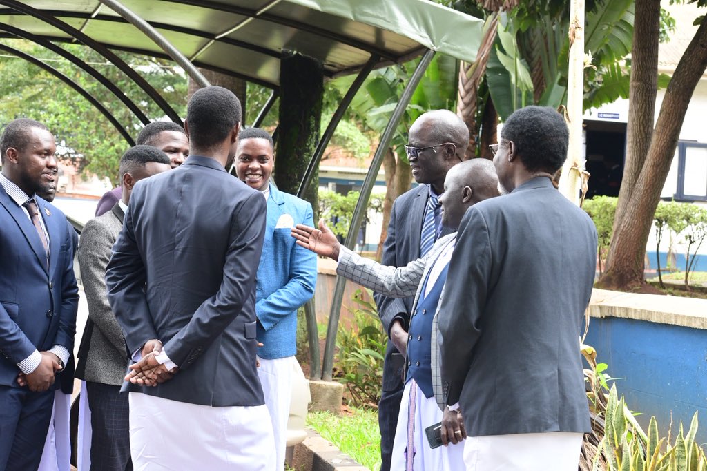 Vice Chancellor MRU tweet media