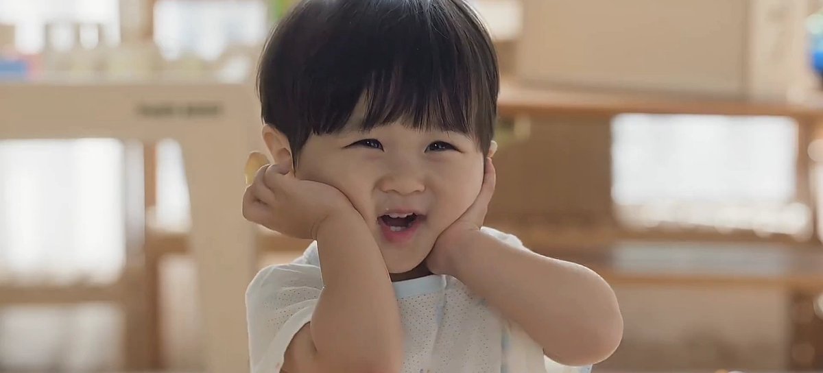 reign_fangirl's tweet photo. baby wooju close your eyes 🙈#OurUniverse #OurUniverseEp10 https://t.co/xIoaHeTmay