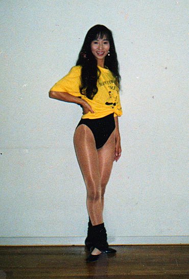 happytime1981's tweet photo. 本日、3月6日は、ハッピータイムダンススタジオの創業者であり、2児の母でもあり、未だ現役の偉大な妻のお誕生日です㊗️おめでとう御座います。素敵な一年になりますように‼️

⚠️すみません。40年前の写真を使わせて頂きます💦 https://t.co/G4Sdeli7mW