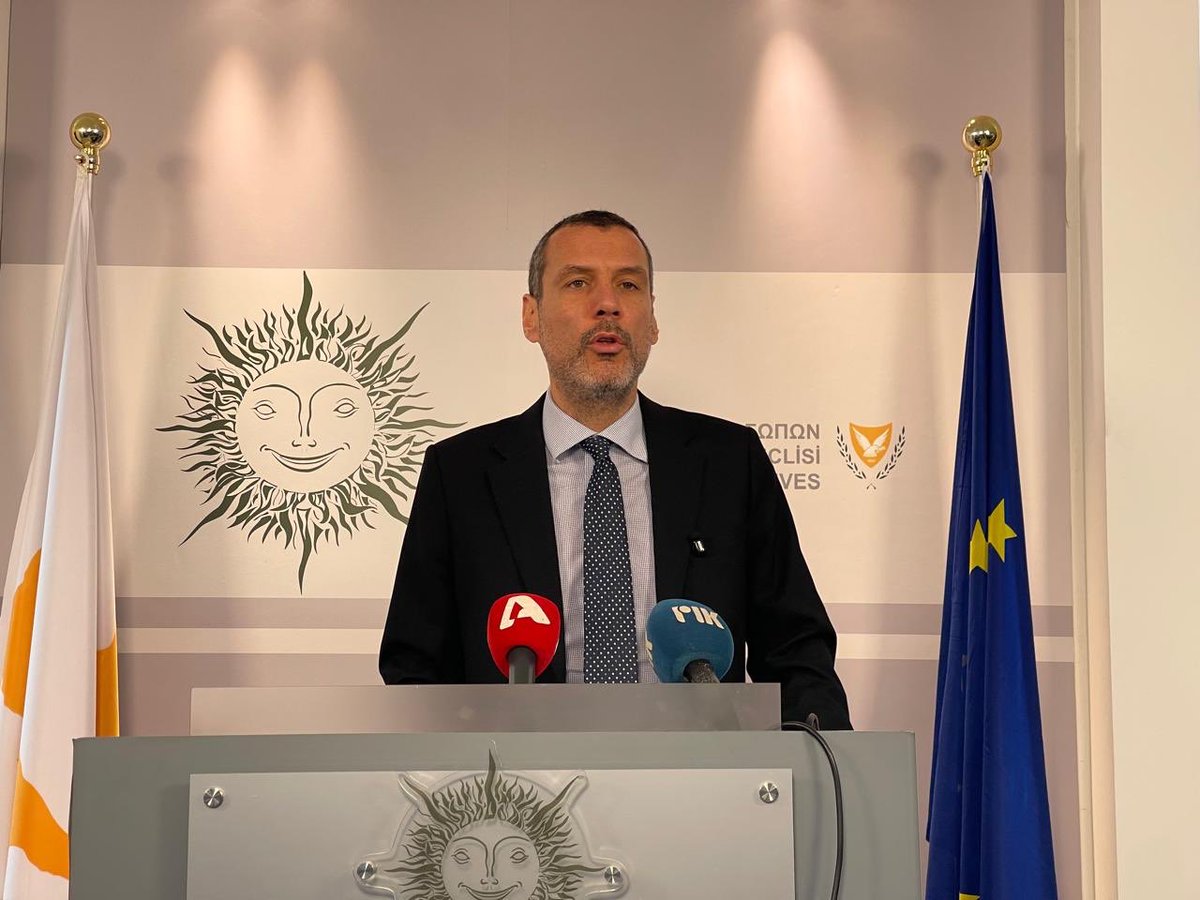 MinHealthCY's tweet photo. «Η ψήφιση από τη Βουλή των Αντιπροσώπων, του Νομοσχεδίου για τις Πανεπιστημιακές Κλινικές, θα πρέπει να προχωρήσει το συντομότερο δυνατό», επεσήμανε σήμερα ο ΥΥ @NeophytosGC, μετά την ολοκλήρωση της Συνεδρίας της Κοινοβουλευτικής Επιτροπής Υγείας.
📌https://t.co/ELLxvenOIB https://t.co/s9yzRDBzxs