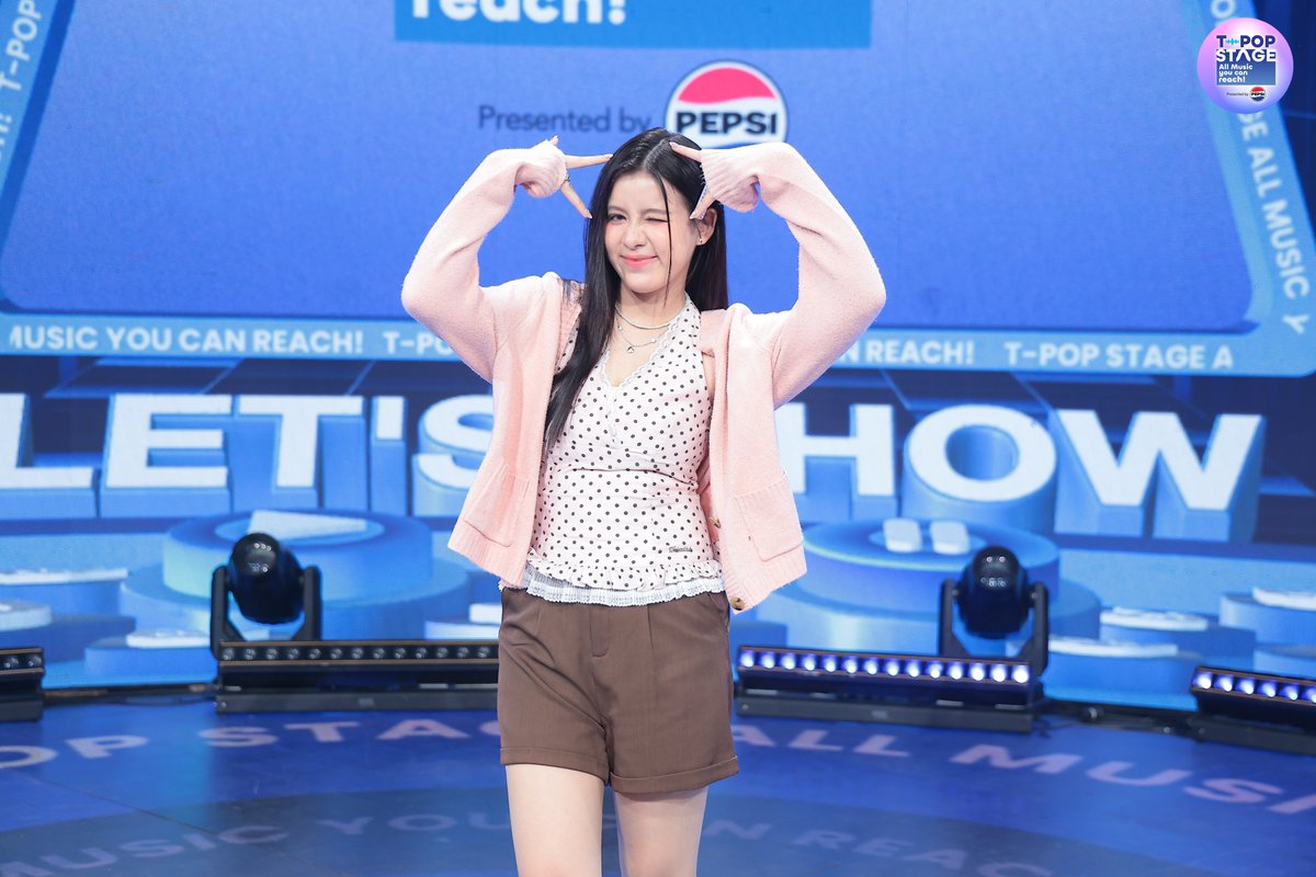 StageTpop's tweet photo. T-POP Stage presented by PEPSI 🤟
เพลง : ไม่รู้ไม่รู้ (Maybe I Like You)
ศิลปิน : jaei
#ไม่รู้ไม่รู้
#MaybeILikeYou
#jaei #kicksrecords
All Music you can reach!
#TpopStagepresentedbyPEPSIweek9 / 2026
#TpopStagepresentedbyPEPSI
🔵 วันพฤหัสบดีที่ 5 มี.ค. 69 เวลา 21.45 น.
#TPOP #WorkPoint23 #WorkPoint