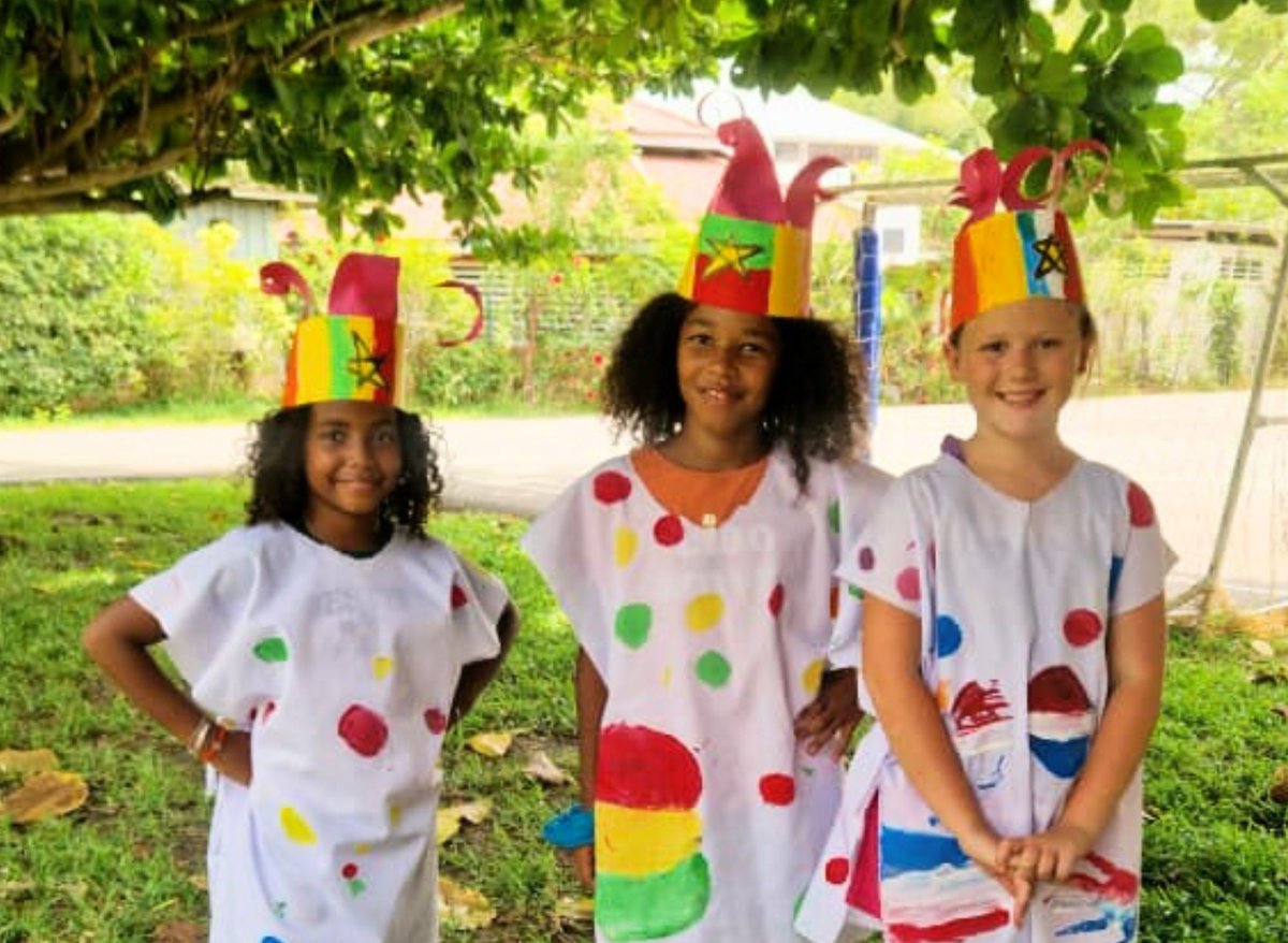 Lycée Français de Lomé tweet media