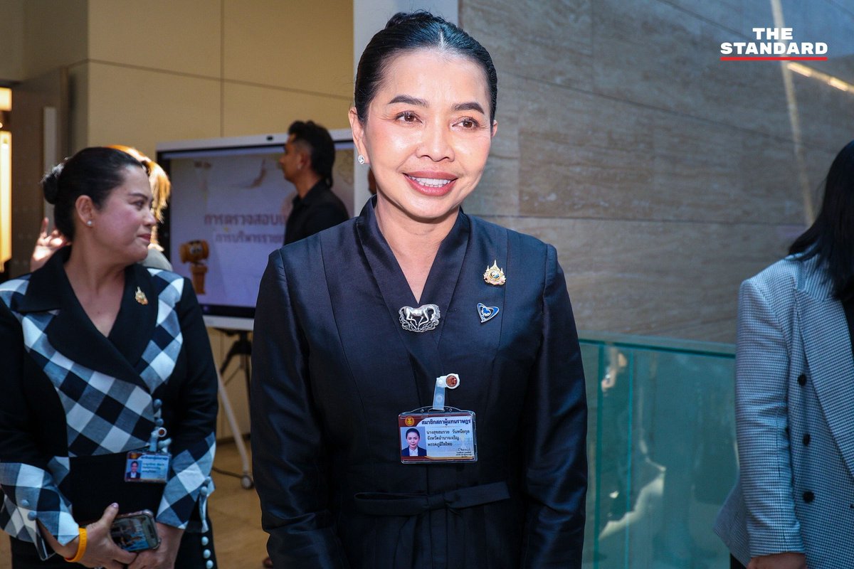 #กูผู้ตกขาวอย่างแรง #เชฟอ้อยผู้ล้มแล้วลุกวิ่งอย่างแฮง 😅
มาเป็นสส.อยู่เขตไหนยังไงจ่ะ เชฟอ้อย !!!🥹
นี่เพิ่งลู้เลยว่า เชฟอ้อย มาเป็นสส.อยู่ภูมิจัยทัย
<a href="/bhumjaithai_TH/">พรรคภูมิใจไทย</a> 
หาหมอแปร๊บ !!!😂