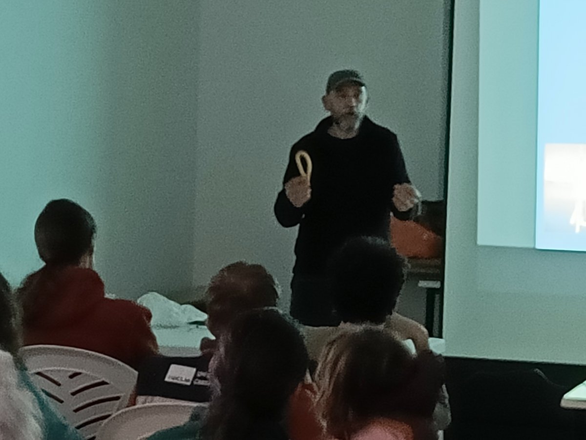 MaximoFlorin's tweet photo. Last Sunday we met at the Santa Quiteria Community Center for the second #WorldWetlandsDay 2026 'limnorruta', which has been co-financed by the @OFBiodiversite and the @MedWetOrg initiative, and supported by @Aprodel_CLM.
After a couple of talks (with chocolate and artisanal ➡️ https://t.co/oCSTbzUrfO