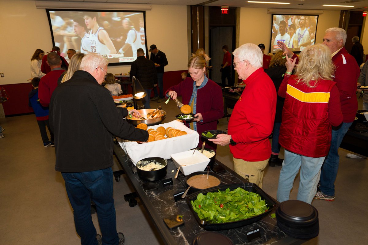 Cyclone Club tweet media