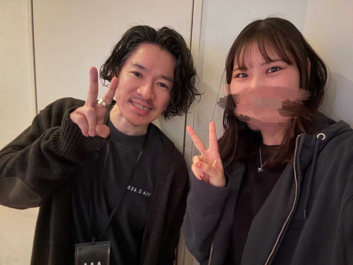 かなやん tweet media