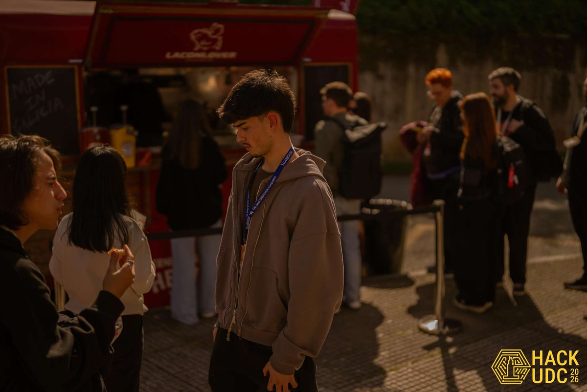 SLIMBOOK tweet media