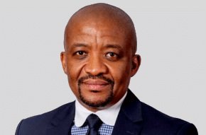 Powerfm987's tweet photo. [ON AIR] Gautrain to continue under public-private partnership as management agency plans post-2026 transition.

@Thabisoo is in conversation with Gautrain Management Agency, Tshepo Kgobe.

#POWERDrive https://t.co/wwAjz11CkT