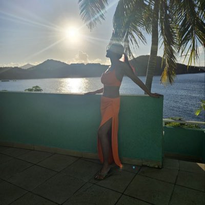 DaisyForYouFree tweet media