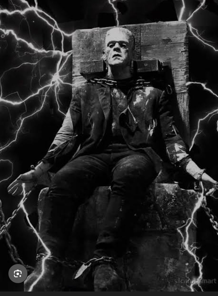 CarlosdiazDirca's tweet photo. @Marialadelradio @Reactor105 Riders on the Storm
Canción de The Doors
#rayitos "Crying Lightning" - Arctic Monkeys "Thunder" - Imagine Dragons, "Electricity" - Silk City & Dua (fresita) https://t.co/EbwzSLOyU0