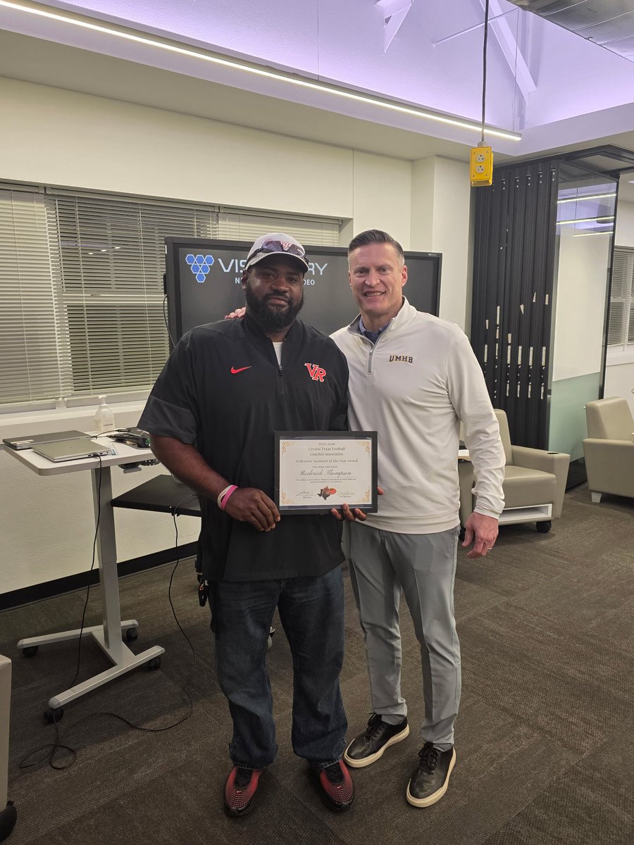 UMHB Football🏈 tweet media