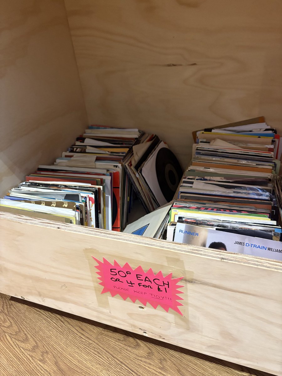 Revolution Records Penge tweet media