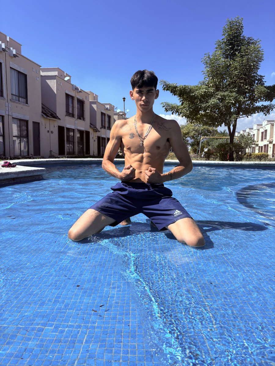 papi_Justin_xx's tweet photo. 🥰 https://t.co/DU784hCwdo