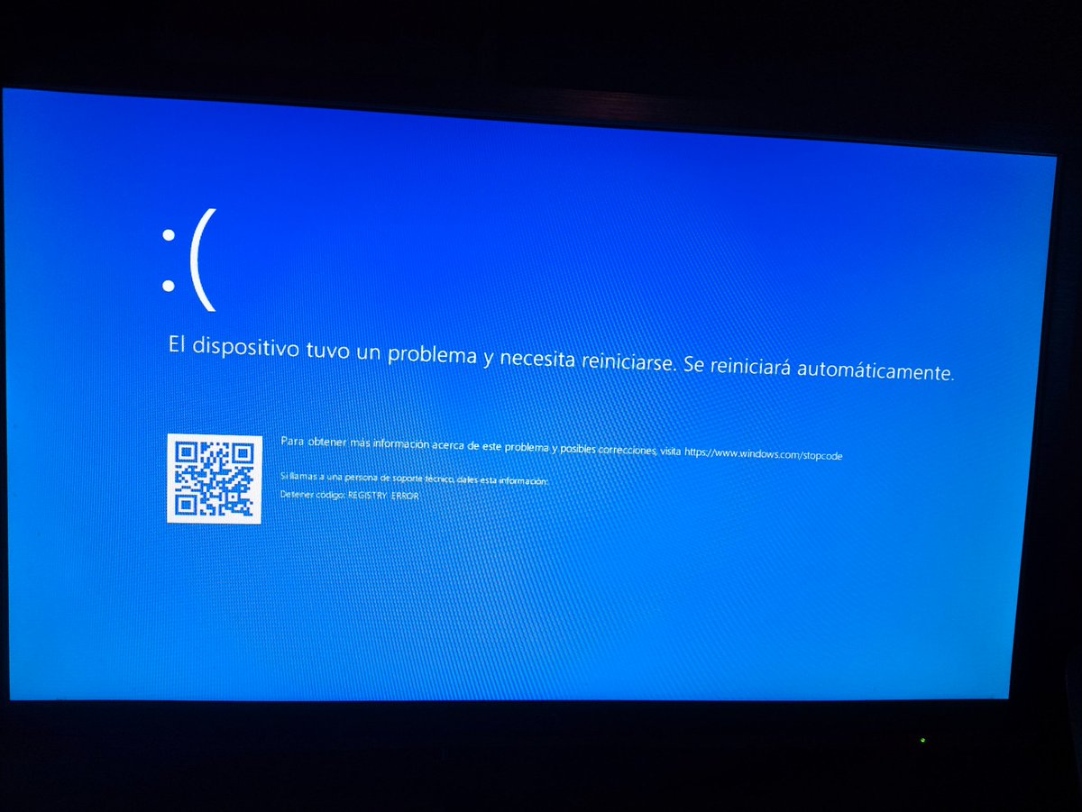 Gohan0098's tweet photo. Ayer estaba haciendo respaldo de mi carpeta de loquendos, los 18 años metidos ahí, y de repente murió el SSD del PC.
Si también cagó la información del disco externo me voy a cortar la pija. Tenía 3 videos listos y el 4to a medias. Deséenme suerte o voy a saltar por la ventana. https://t.co/fMtAUKDnut