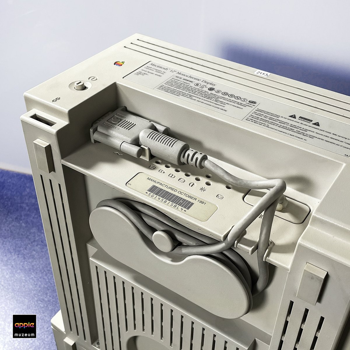 applemuzeumpl's tweet photo. Apple Design 1991.
Macintosh 12” Monochrome Display, M1050
#MARCHintosh https://t.co/xWC9KVNNXh