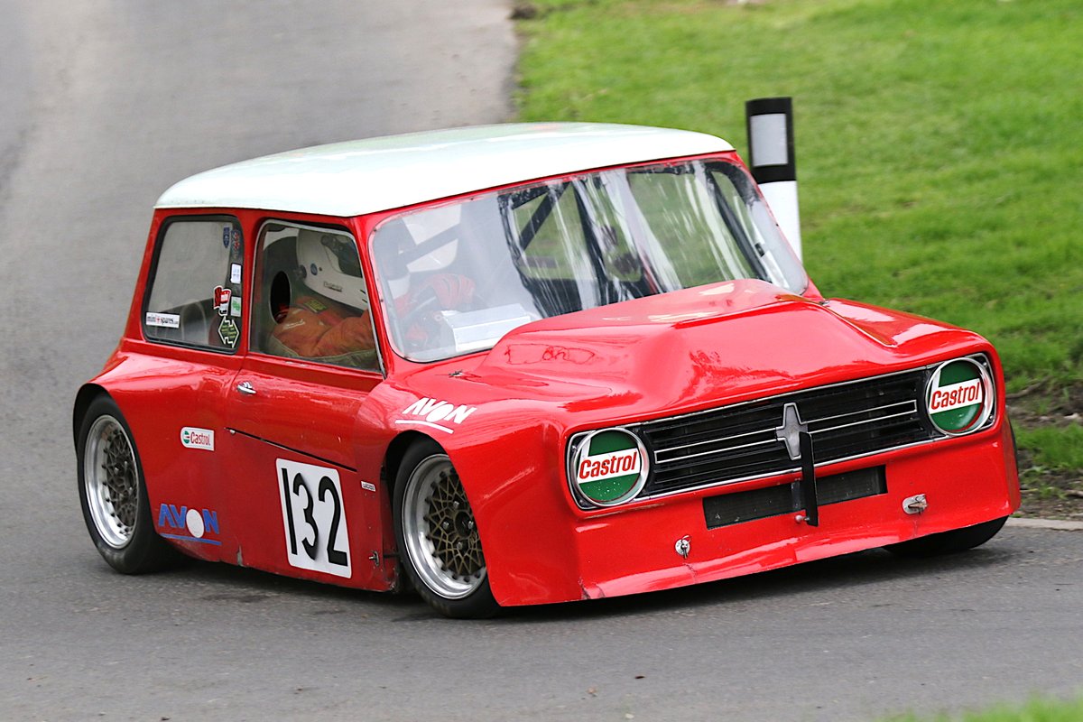 WiscombePark's tweet photo. Happy St Pirans's Day! A celebration of Cornish racers - see FB for more photo's
#wiscombepark #wiscombehillclimb #speedevent #speedhillclimb #hillclimb #motorsport #sharethepassion #CornishRacers https://t.co/F5LraLK7Fd
