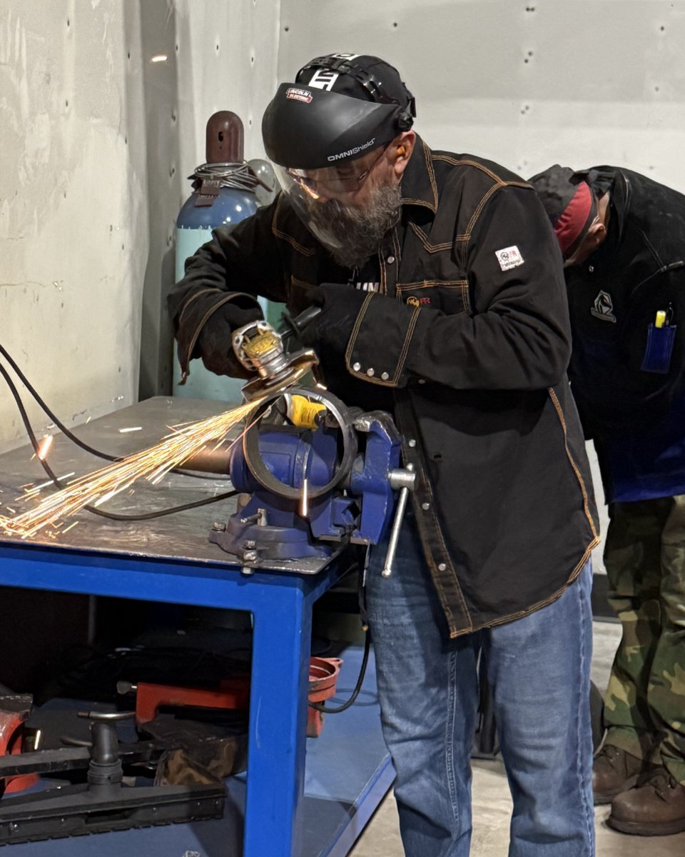 Universal Technical Institute tweet media