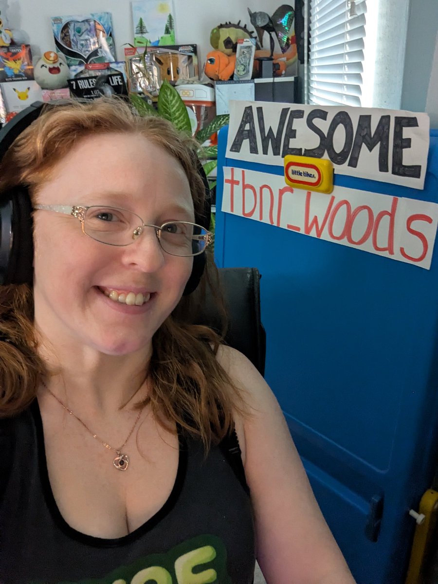 ShinyEevee27 tweet media