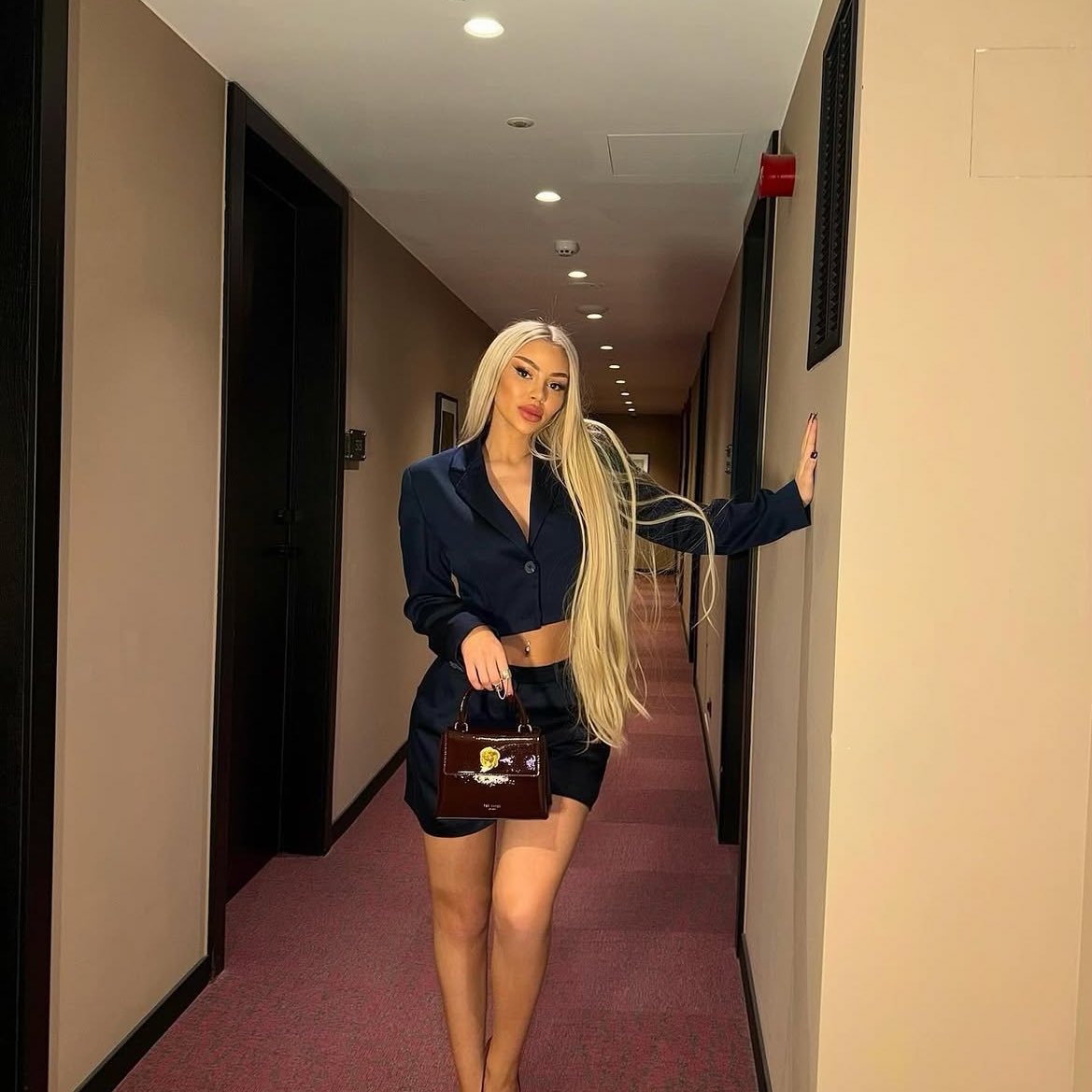 𝒜𝓃𝑔𝑒𝓁𝒶 tweet media