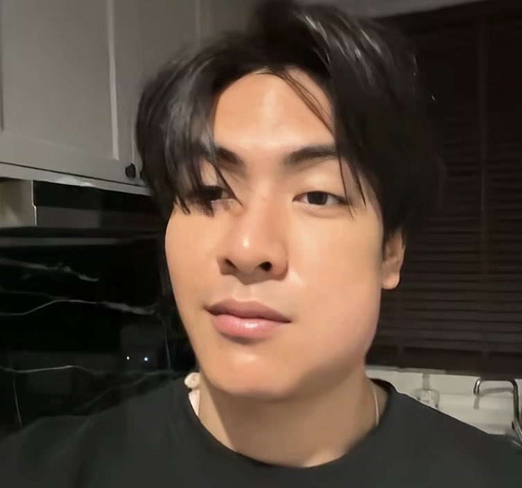 หมวดโจโจ้ (ก็ได้วะ) tweet media
