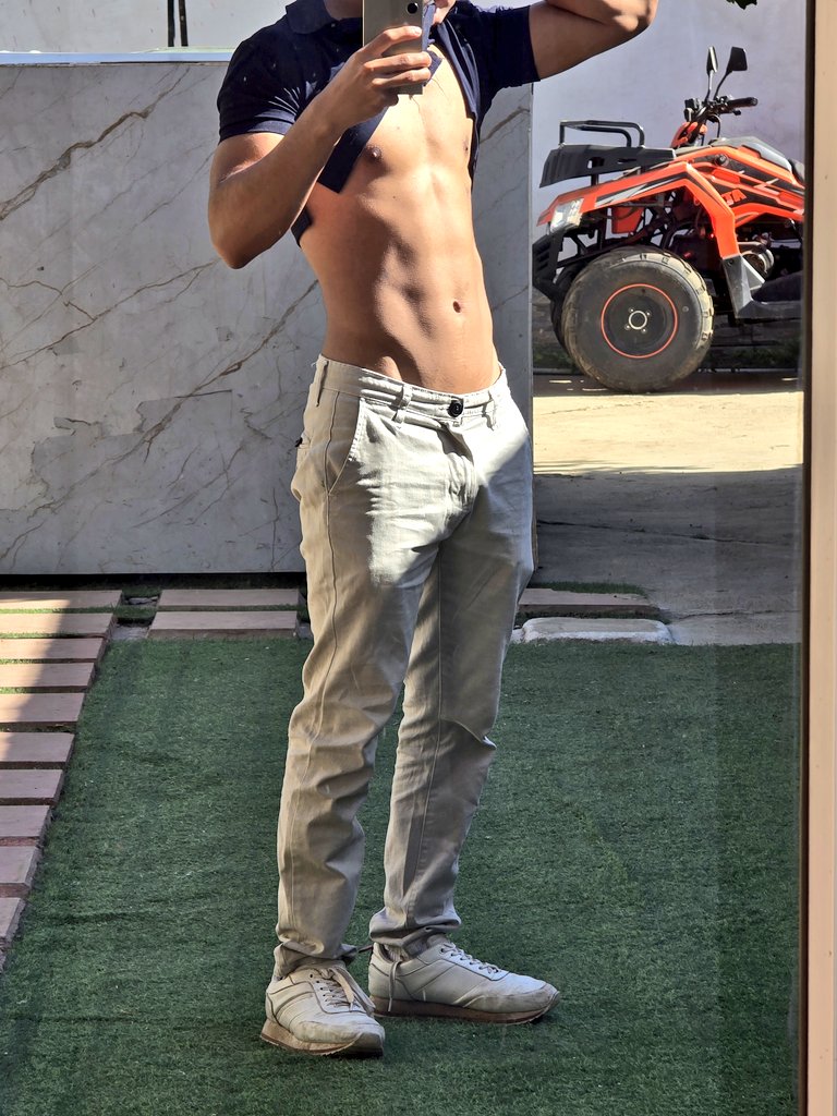 JHaroldo_c's tweet photo. Abdomen mañanero 😁 https://t.co/kZSZyd61qJ