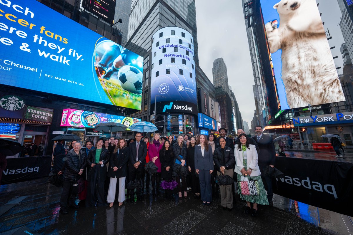 NasdaqExchange's tweet photo. .@UN Global Compact Network USA and Women in @Nasdaq have a shared commitment to gender equality and work to support women who drive meaningful change.

Proud to honor Women’s History Month at the Nasdaq Opening Bell! https://t.co/L0GywwqgKM