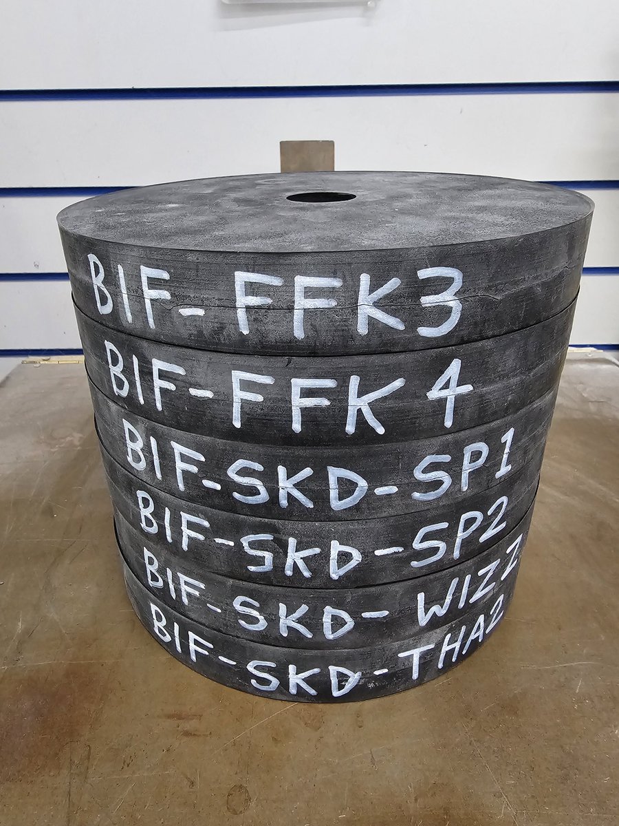 Warbases tweet media